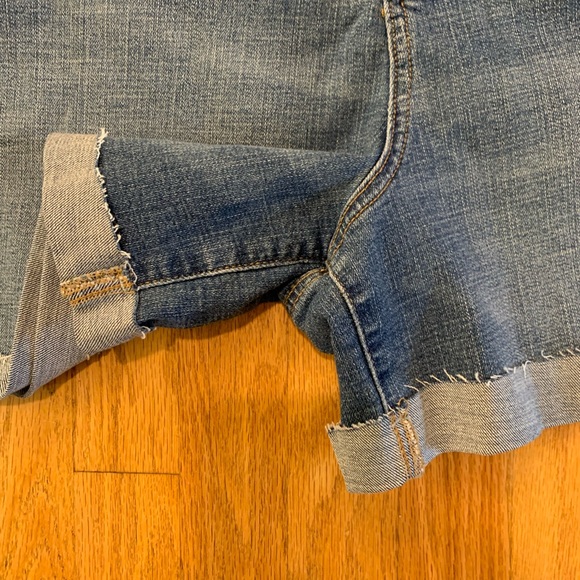 NWT Sonoma high rise, medium wash Blue Denim jeans Shorts, size 24W - Picture 4 of 8